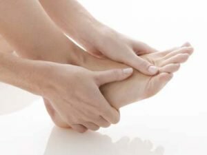 Các phương pháp massage chân hiệu quả